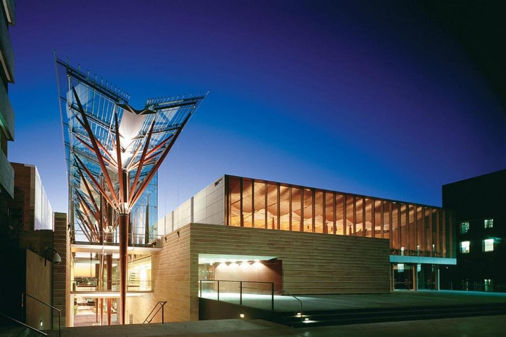 Close To Light Rail Unsw Centennial Park Free Parking